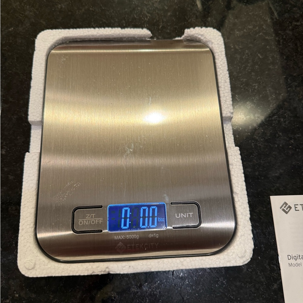 Etekcity Stainless Steel Digital Kitchen Scale - Brushed Silver